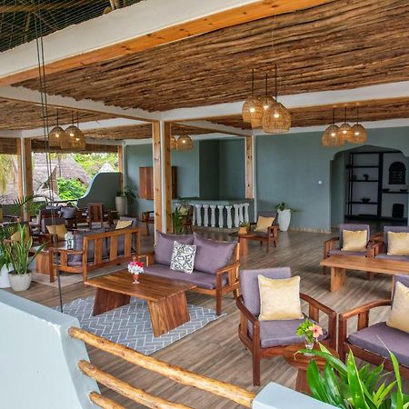 Mnana Beach Bungalows Pingwe Exterior foto