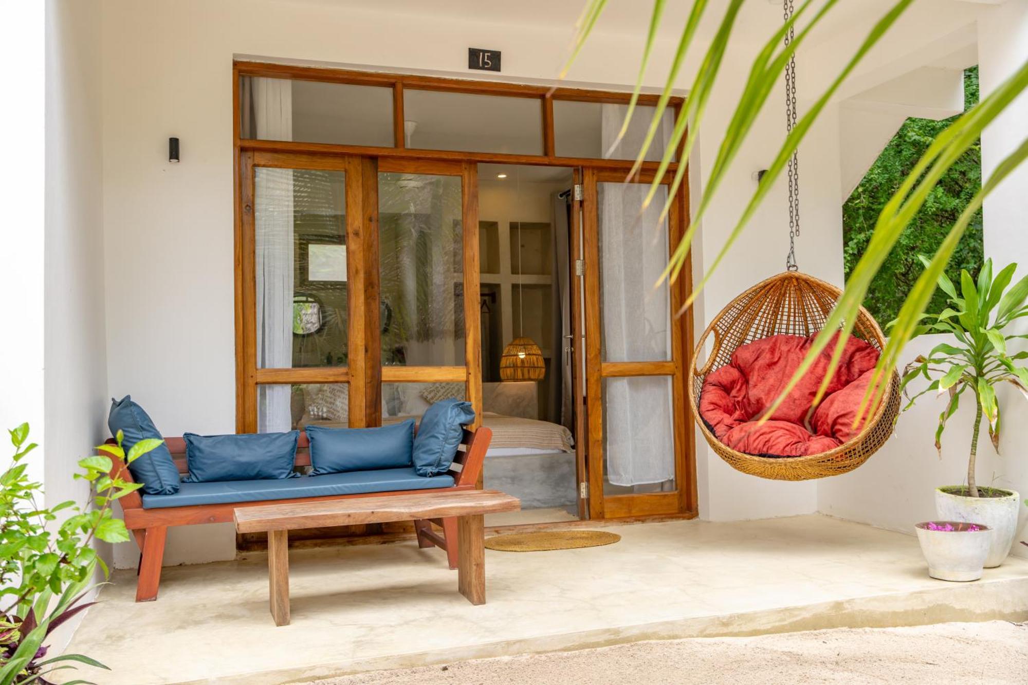 Mnana Beach Bungalows Pingwe Exterior foto